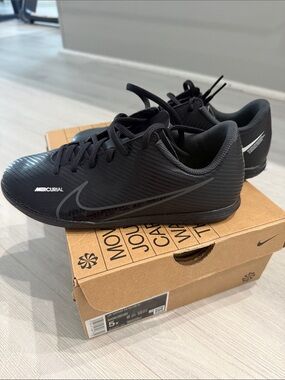 Nike Black Mercurial Indoor Soccer Shoes